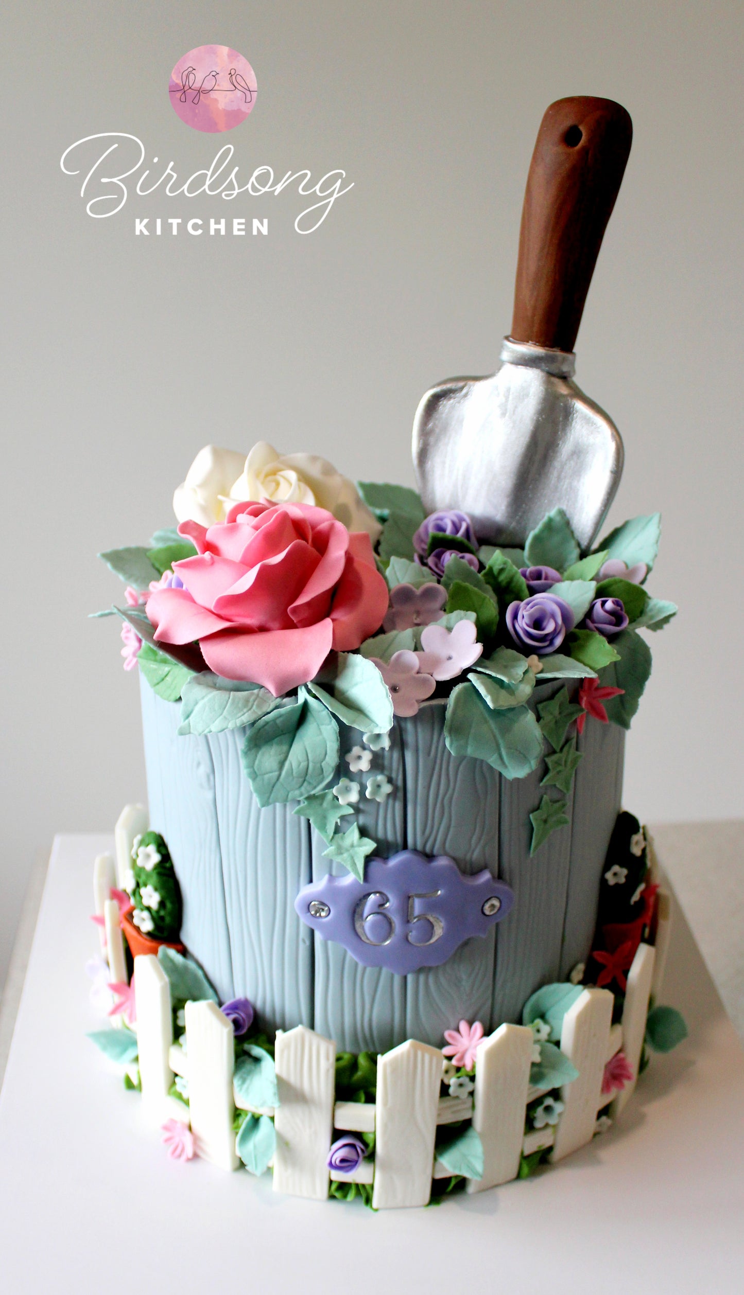 Flower gardener cake